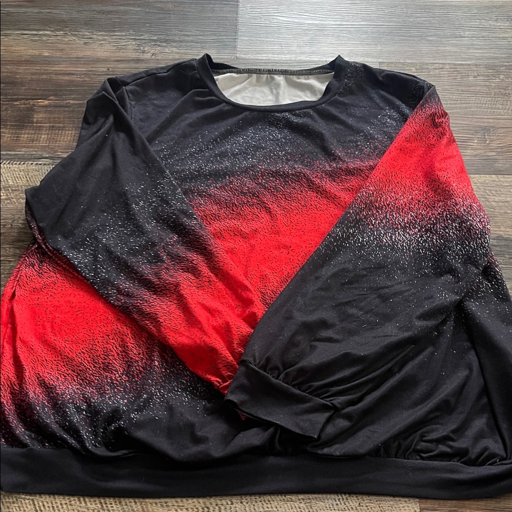 SHEIN Black and Red Gradient Top